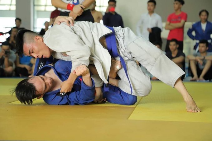  Khóa học dạy võ tổng hợp MMA nhu thuật BJJ Jiu Jitsu cơ bản chuyên nghiệp tphcm
