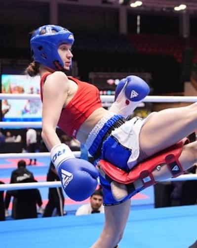 Kick Boxing Khác Gì Boxing? Người Mới Nên Học Môn Nào?