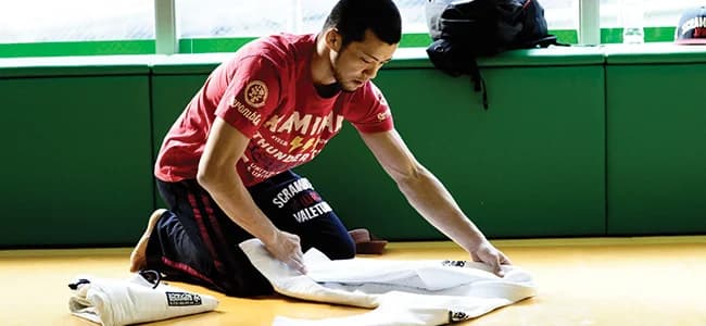 Cách Giặt Rash Guard Đúng Cách Bạn Nên Biết