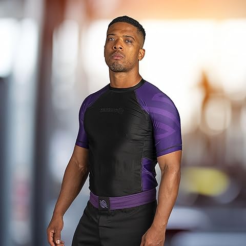 Họa Tiết Rash Guard Khi Tập Luyện Tự Do Khác Gì Rash Guard Bơi Lội?