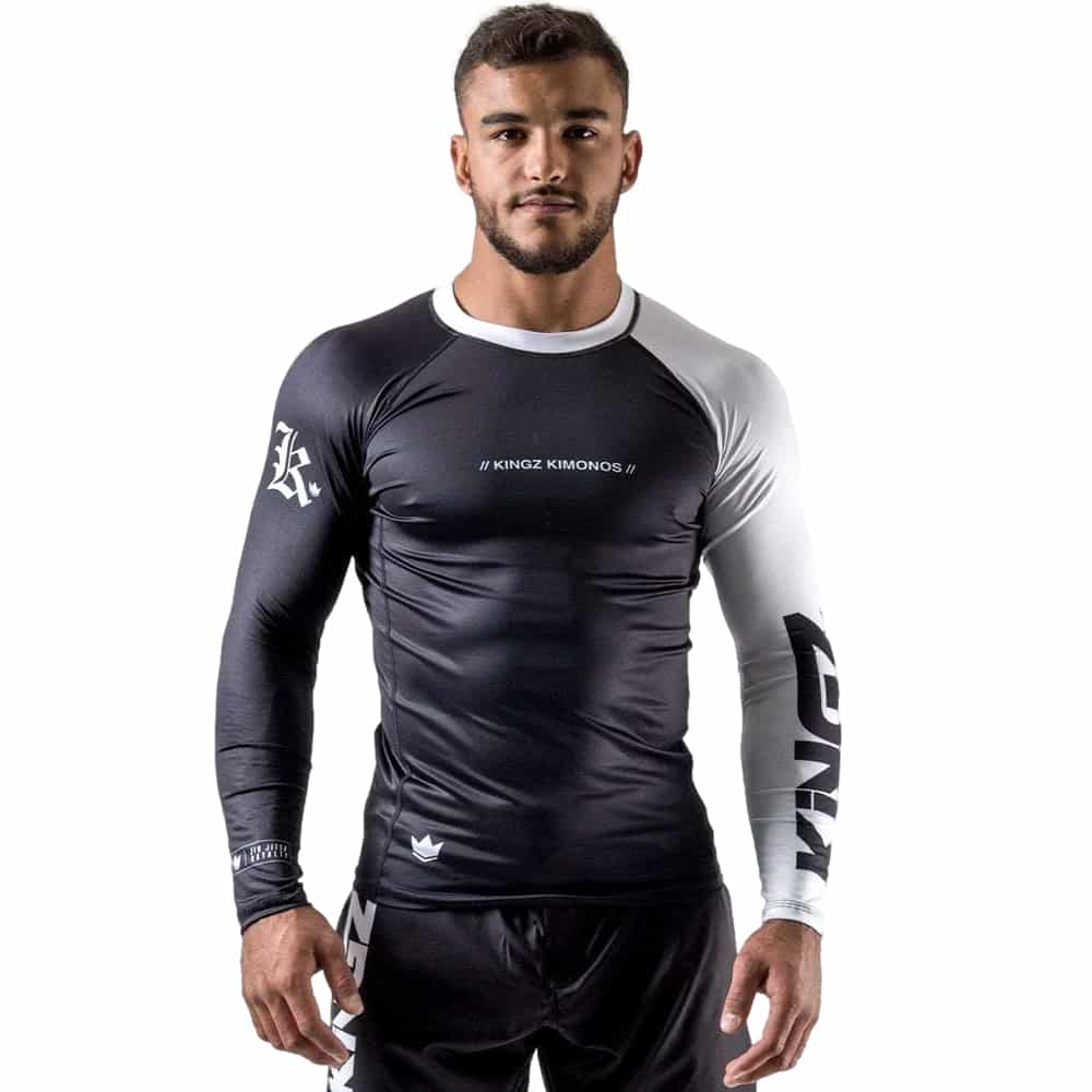 Chất liệu chống mồ hôi và kháng khuẩn cho rash guard BJJ