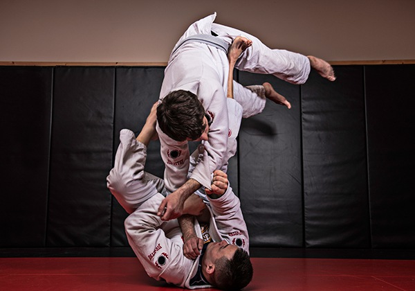 Hệ thống đai trong BJJ có giống các môn võ khác hay không?