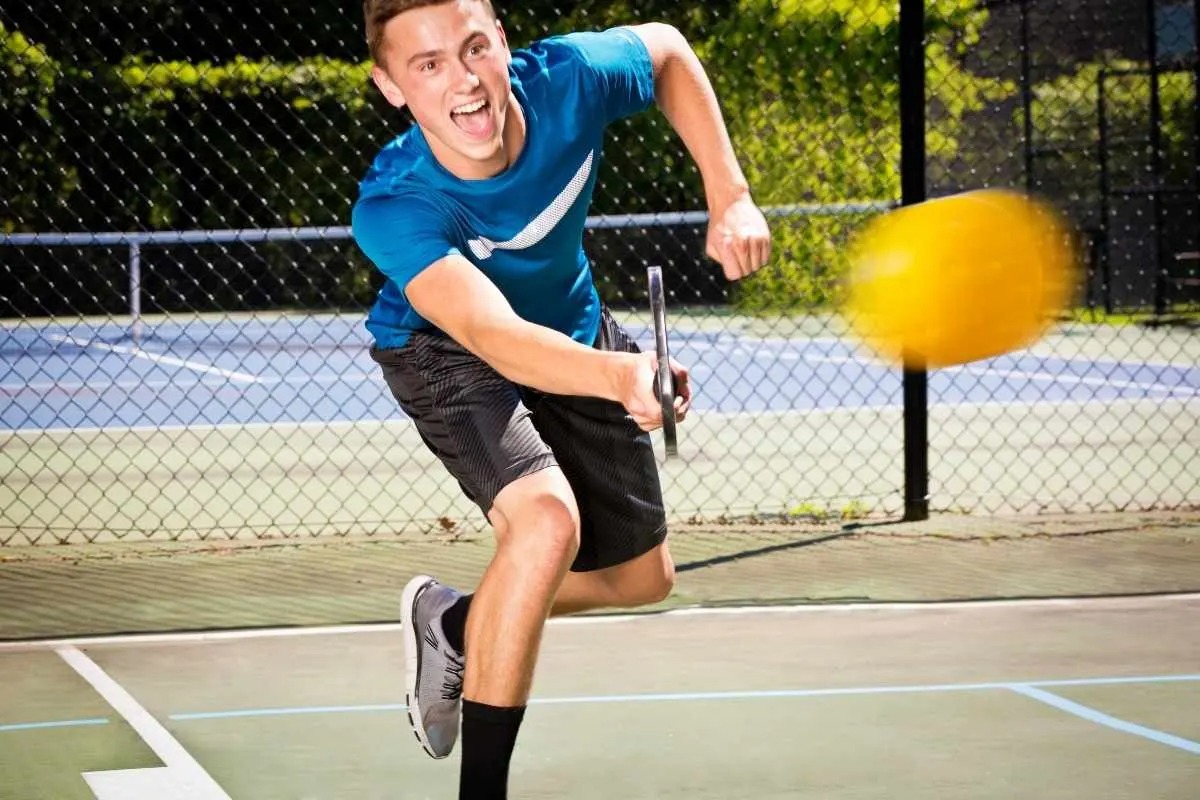 90% người chơi tiến bộ vượt bậc khi dùng máy bắn bóng Pickleball tập luyện nhanh hơn 10 lần