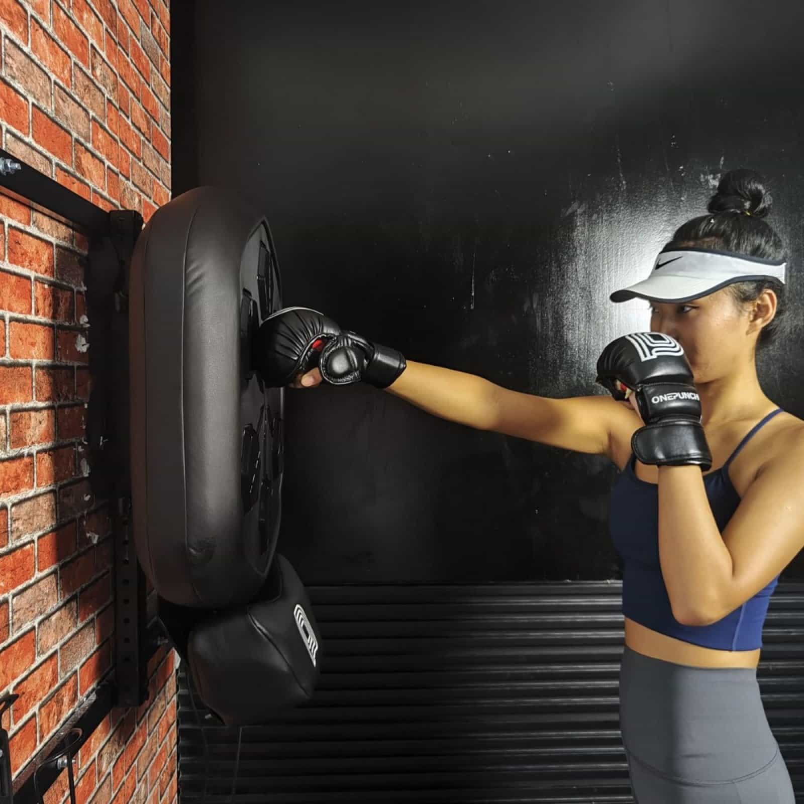 Lợi ích của máy tập boxing có nhạc trong việc tạo không gian tập luyện