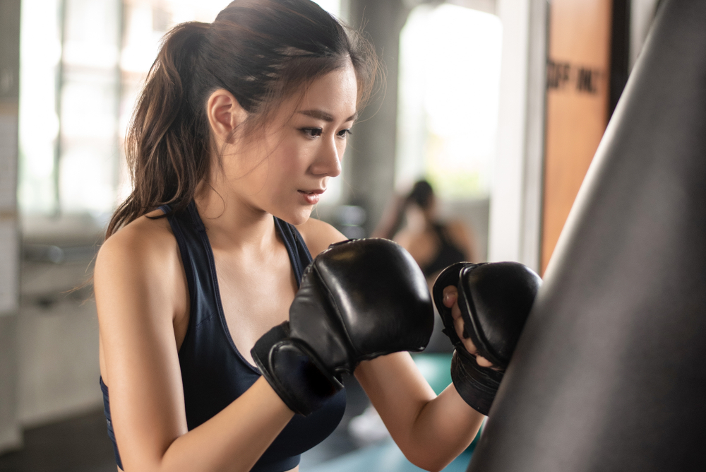 Máy Tập Boxing Có Nhạc: Bí Quyết Tạo Cảm Hứng Tập Luyện Cho Phái Nữ