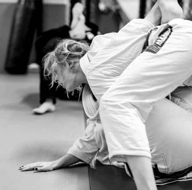 Tại sao phụ nữ lại phù hợp với bộ môn võ BJJ?
