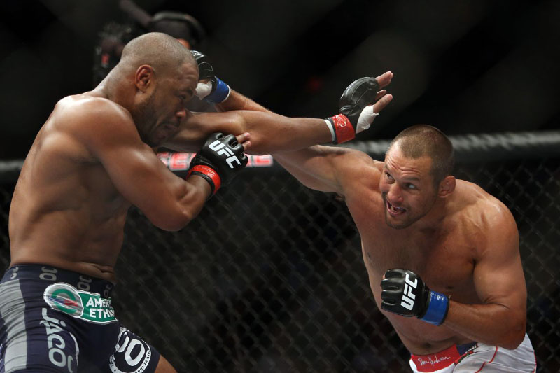 Các kỹ thuật tập võ tổng hợp MMA là gì?