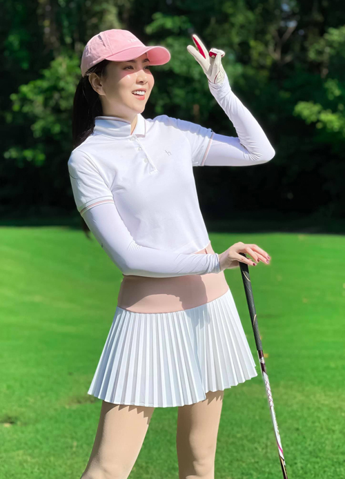 Gợi ý trang phục chơi Golf cho nam nữ chuẩn phong cách 2024
