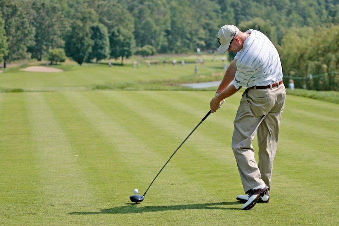 Hướng dẫn 3 cách cầm gậy đánh golf dành cho golfer mới bắt đầu