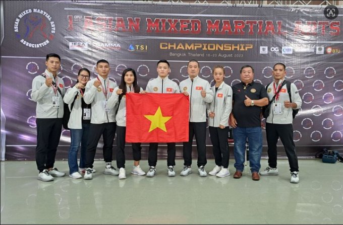 Nguyễn Tiến Long Thành Tích Nổi Bật Và Học MMA 1 Kèm 1 Cùng Nhà Vô Địch Châu Á
