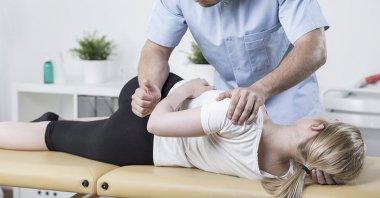 Massage Trị Liệu Thoát Vị Đĩa Đệm Bằng Điện Sinh Học DDS