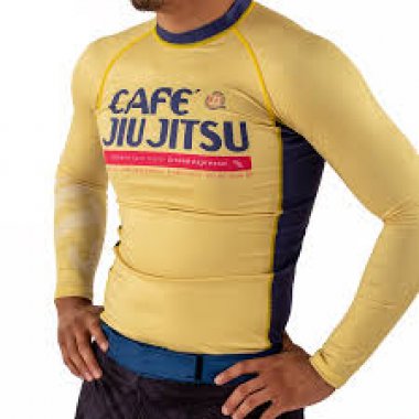 Rashguard Màu Vàng – Biểu Tượng Của Năng Lượng Và Sự Tự Tin Khi Tập...