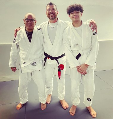 So Sánh Độ Bền Của Gi BJJ Và Các Loại Võ Phục Khác