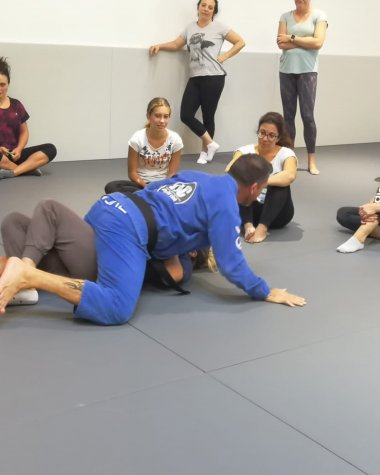 Vì Sao Võ Phục Gi Trong BJJ Được Đánh Giá Là Bền Hơn Các Loại Khác?
